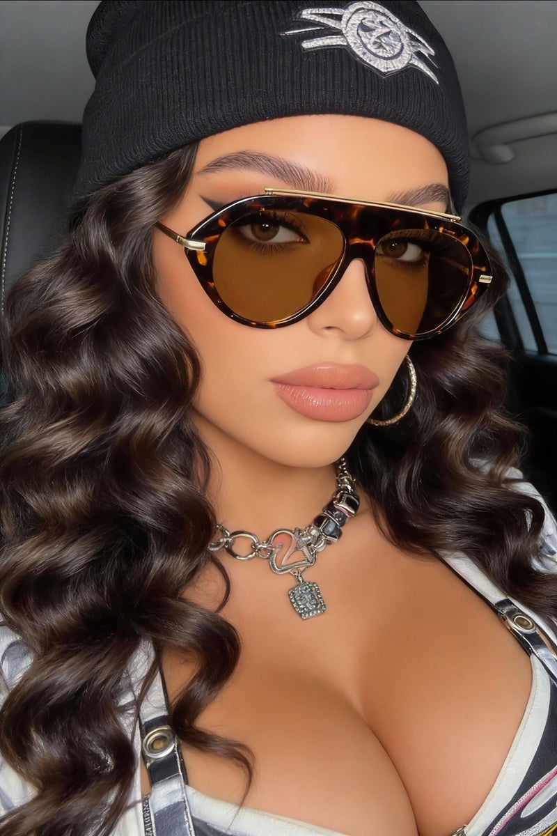 TYA Oversized Aviator Sunglasses for Women Men, Trendy Retro 70s Big Large Gold Vintage Aviators Sun Glasses - Image 2