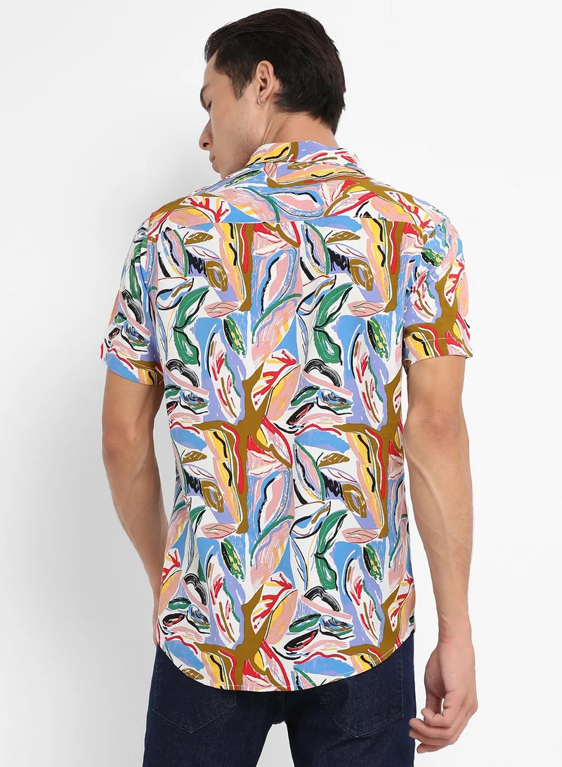Campus Sutra Men's Multicolour Abstract Foilage Shirt