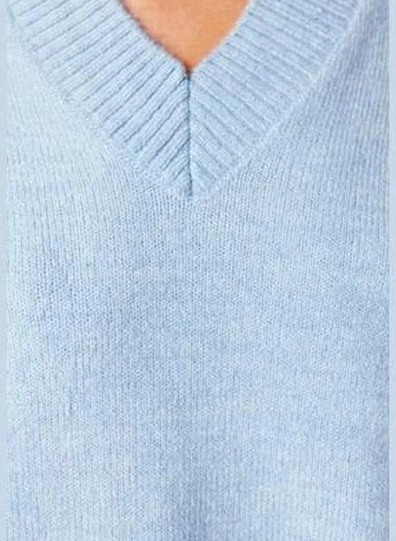 trendyol Blue Wide Fit Soft Textured Knitwear Sweater TWOAW24KZ00439