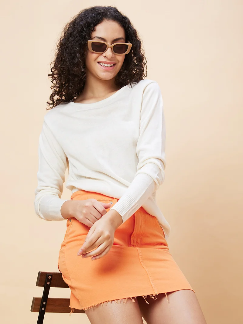 Women Round Neck Acrylic Pullover Sweaters