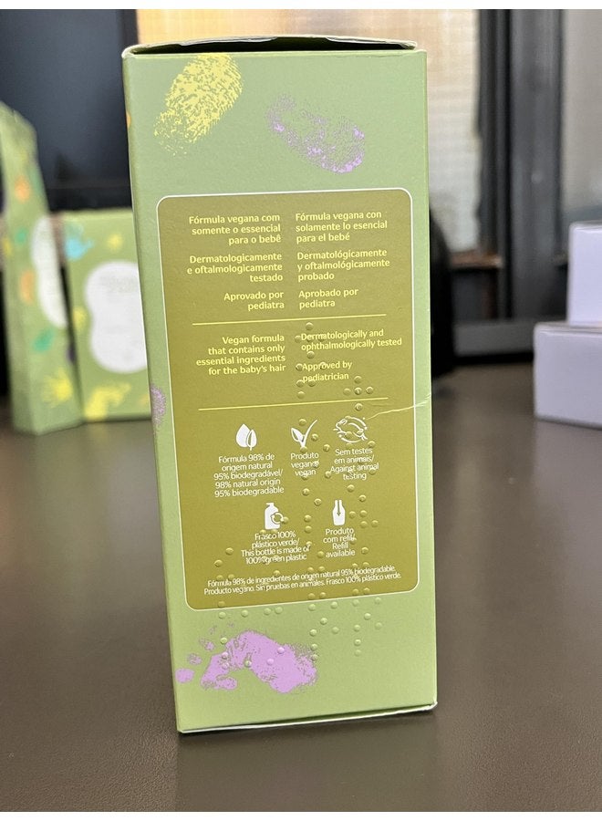 natura - Mamãe e Bebê Baby Conditioner - Untangle & Soften Baby Hair - 100% Vegan - Self-Preserving Formula - 97% Natural Origin - All Skin Types - Cruelty Free - Baby Essentials - 6.7 fl oz (200ml) - Image 3