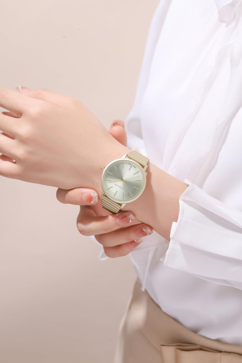 Giordano Stylish Analog Watch for Women with Round dial, 3 Hand Mechanism and Stainless Steel Strap - Image 2