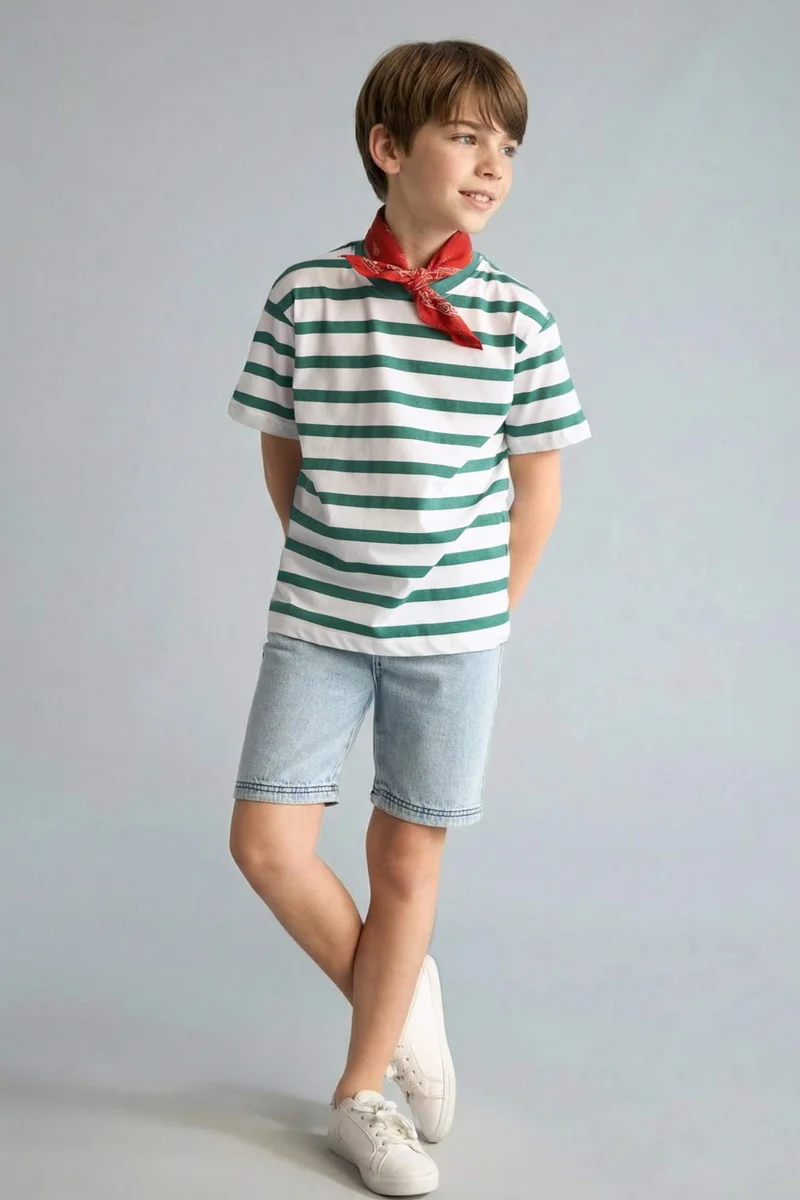 ديفاكتو Boy New Regular Fit Printed Short Sleeve T-Shirt