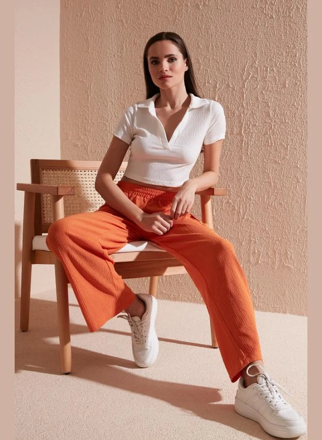 ليلا بلوزة قصيرة بياقة  بولو ضيقة للنساء