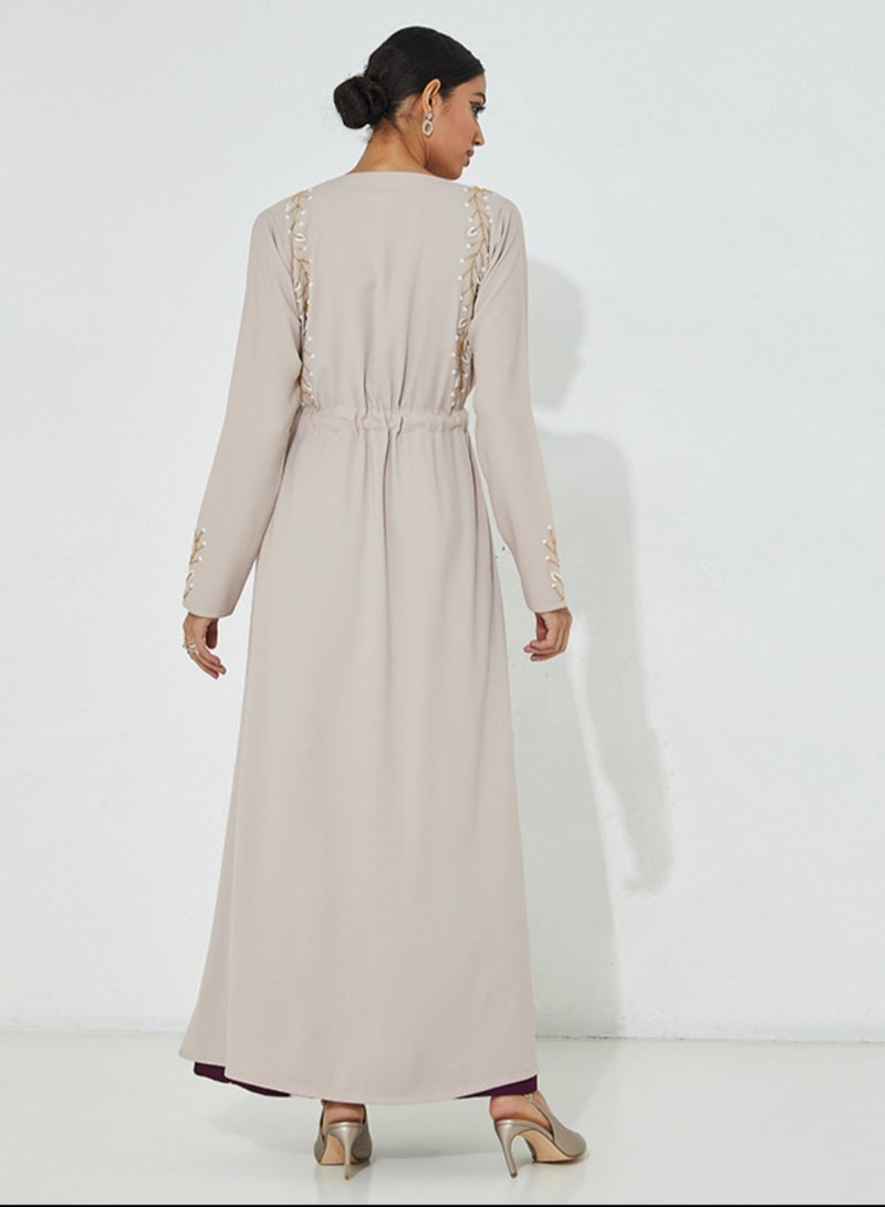 روزيت عباية طقم عباية قطعتين بيج مع فستان بنفسجي - Image 3