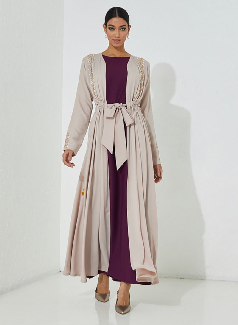 روزيت عباية طقم عباية قطعتين بيج مع فستان بنفسجي - Image 4
