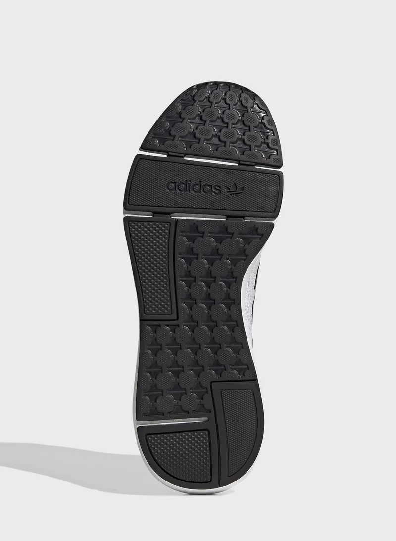 adidas Originals Swift Run 22