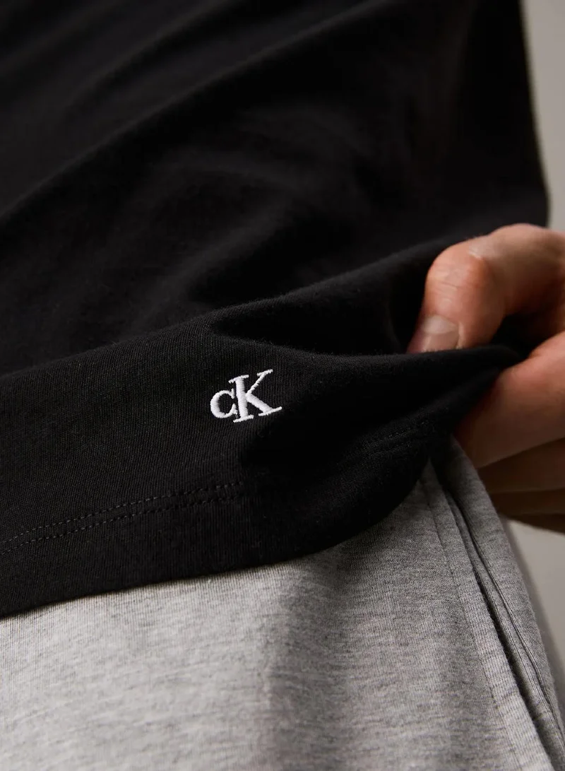 Calvin Klein BLACK/GREY HEATHER/WHITE 3 Pack T-shirts - 100% Cotton for Men | Best Price UAE