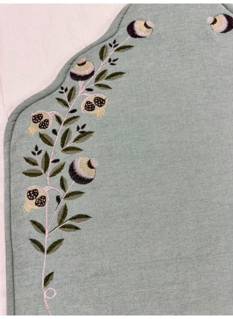 Royal embroidered prayer rug set with a pleated prayer gown. - Image 2