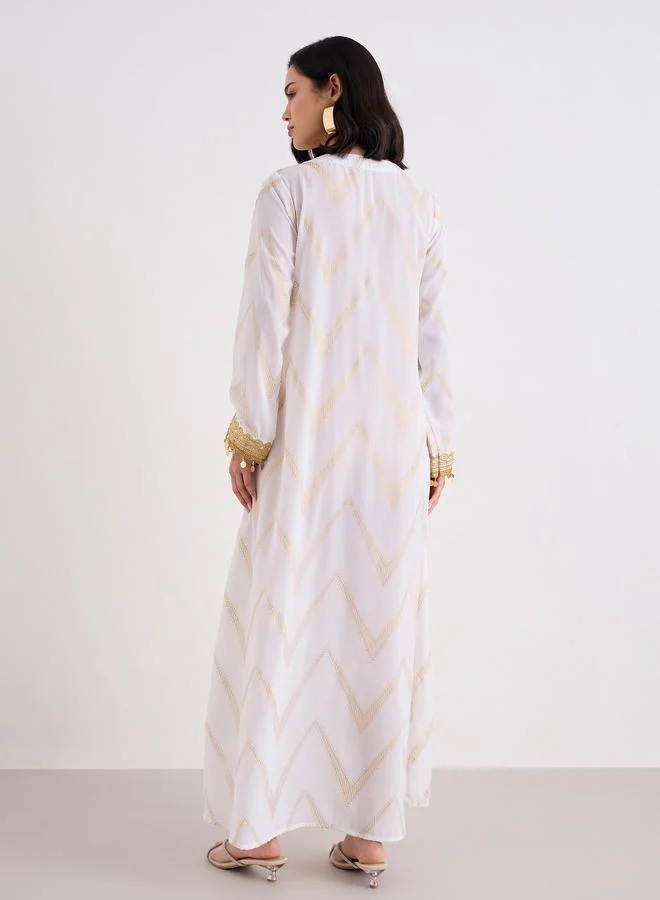 Styli Styli Chevron Foil Print Jalabiya with Gold Embroidery