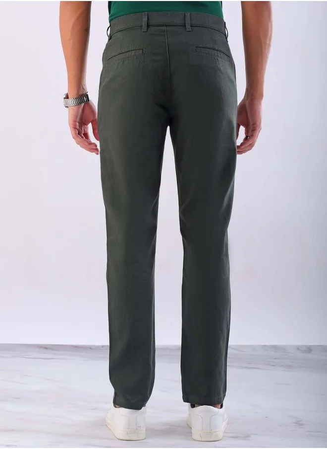 هاردسودا Men Slim Fit Solid Mid-Rise Chinos