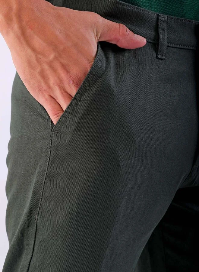 HARDSODA Men Slim Fit Solid Mid-Rise Chinos