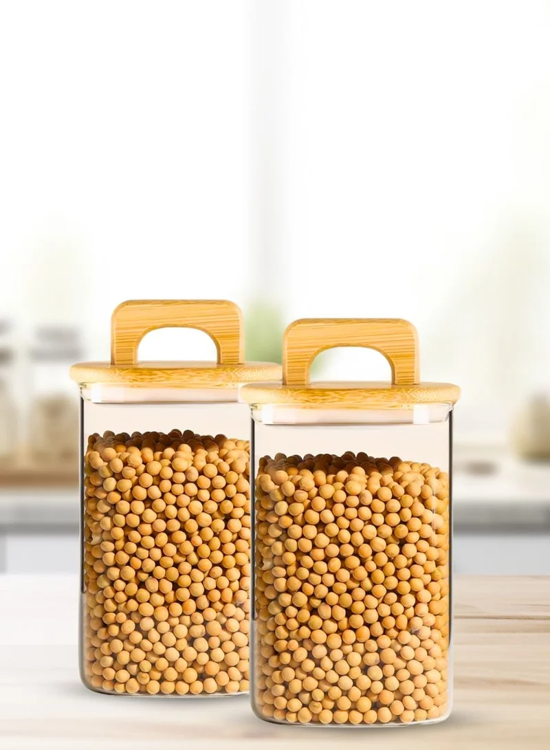 1 تشيس مرطبانات تخزين زجاجية مربعة بأغطية من خشب الأكاسيا - مجموعة من 2 (1100 مل) حاويات محكمة الغلق لتخزين الطعام بمقابض للمخزن والمعكرونة والشوفان والدقيق والكعك والقهوة والأرز والمزيد