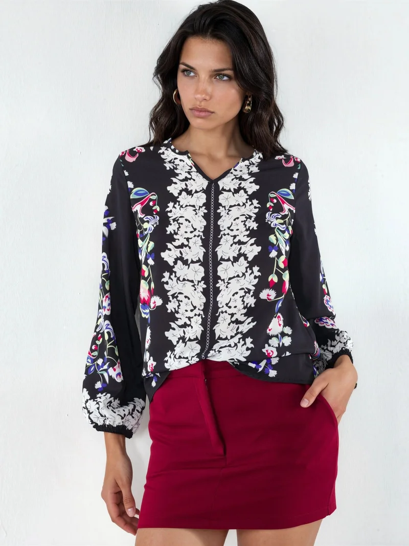 جينيفر Floral V-neck Crepe Blouse