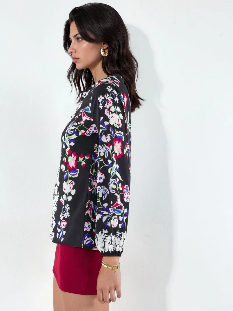 جينيفر Floral V-neck Crepe Blouse