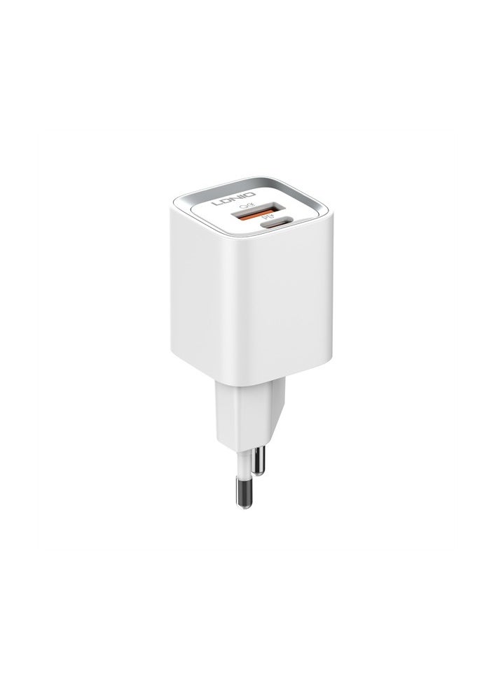 LDNIO - LDNIO A2318C Fast Charging Adapter EU Plug With Lightning Cable And USB Type C Ports 20W - White - Image 1