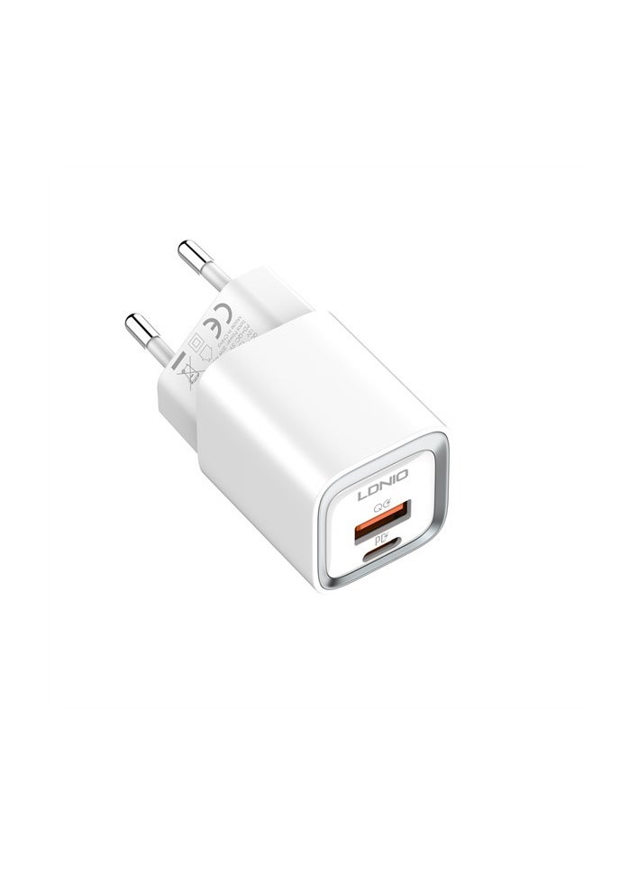 LDNIO - LDNIO A2318C Fast Charging Adapter EU Plug With Lightning Cable And USB Type C Ports 20W - White - Image 1