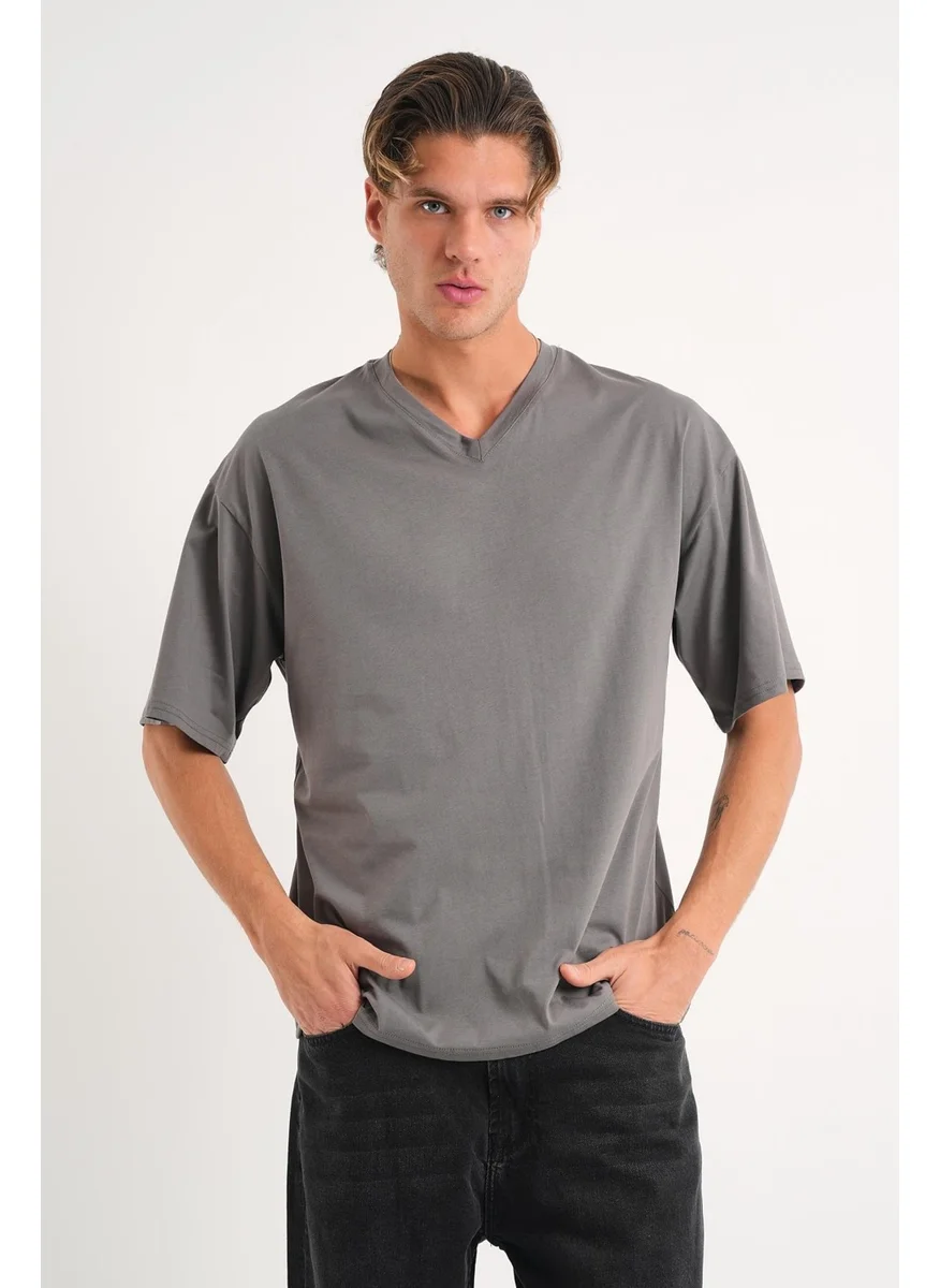 الكسندر جاردي Alexandergard V Neck Oversize T-Shirt (E24-742A)