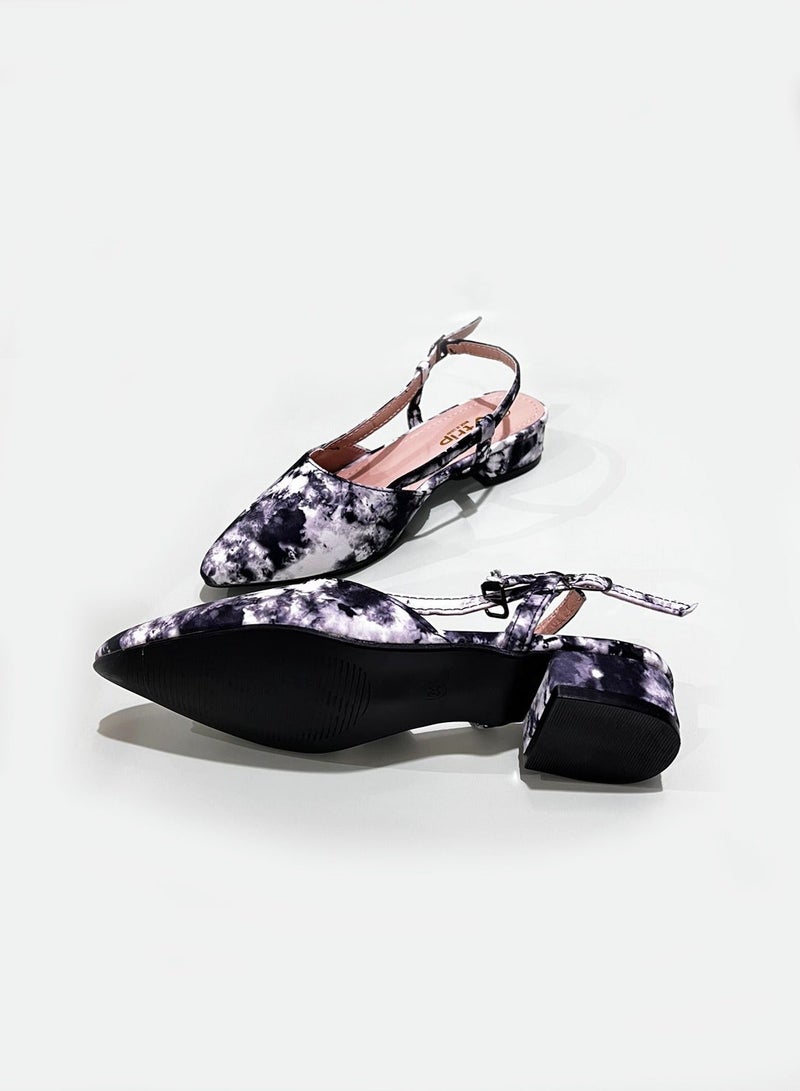 Trip Open-toe low-heeled shoe with ankle strap - Image 3