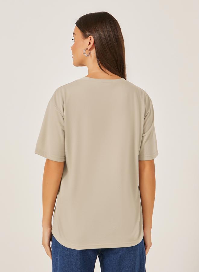 Styli Women Beige Oversized Zebra Foil Print Mock Pocket T-Shirt  - Image 4
