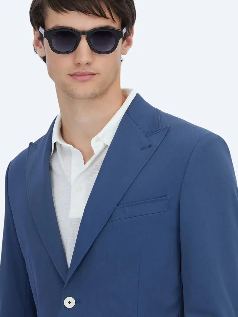 كيب جاكيت أزرق سادة بتصميم عصري