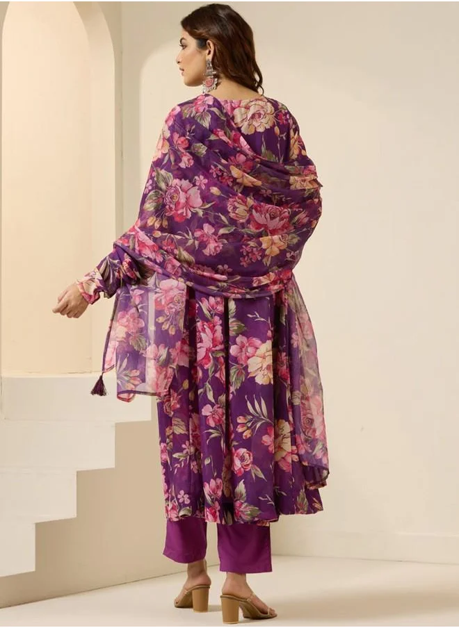 آي شين Tunic Women Purple Polyester Kurta Set with Embroidered pattern Tunic and Palazzo features a Round neckline and Three-Fourth Sleeve secured with Elastic closure and styled in Straight Fit ideal for Festive moments — a must-have for your statement wardrobe.