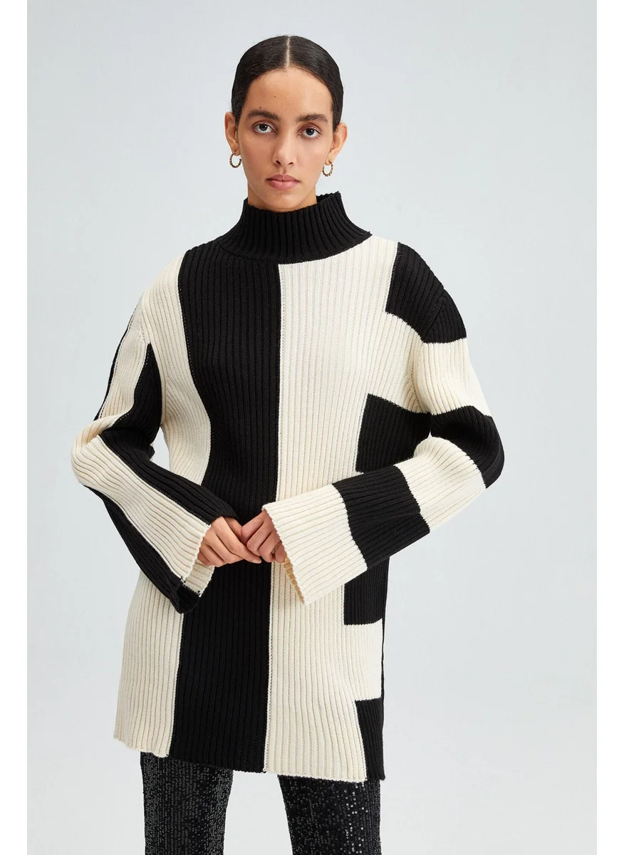 Touche Asymmetrical Striped Knitwear Sweater