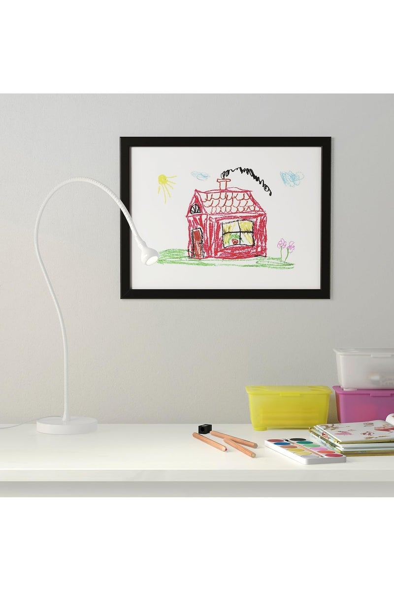 Wall frame for photos with black borders, 21x30 cm - Image 2