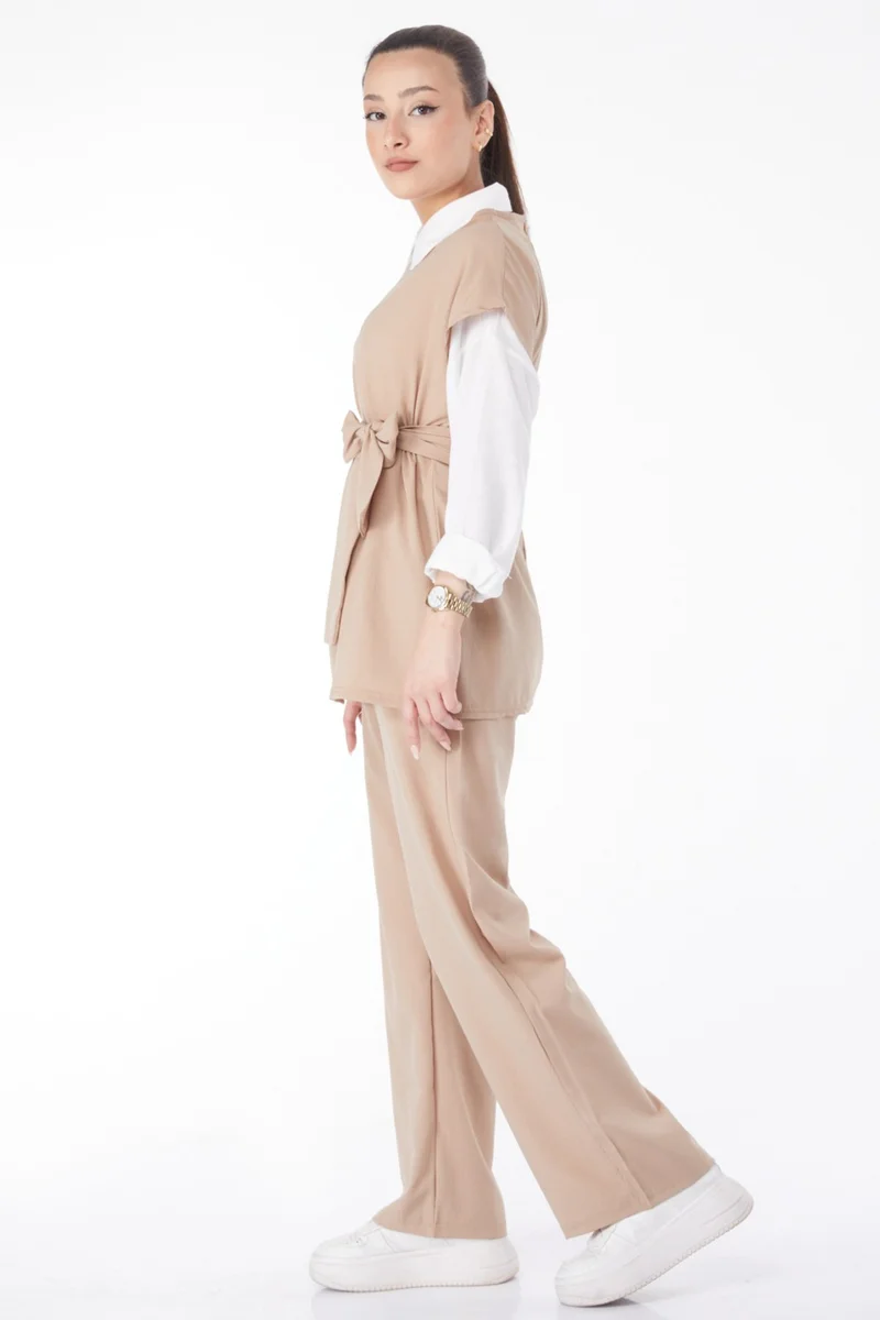 Tofisa 13133-BEJ Crew Neck Short Sleeve Two Piece Suit