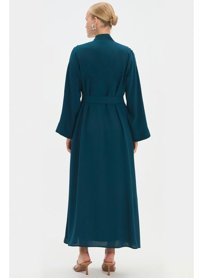 جون عباية نسائية مطرزة بتفاصيل باللون الأخضر الزيتي من جوني - Image 4