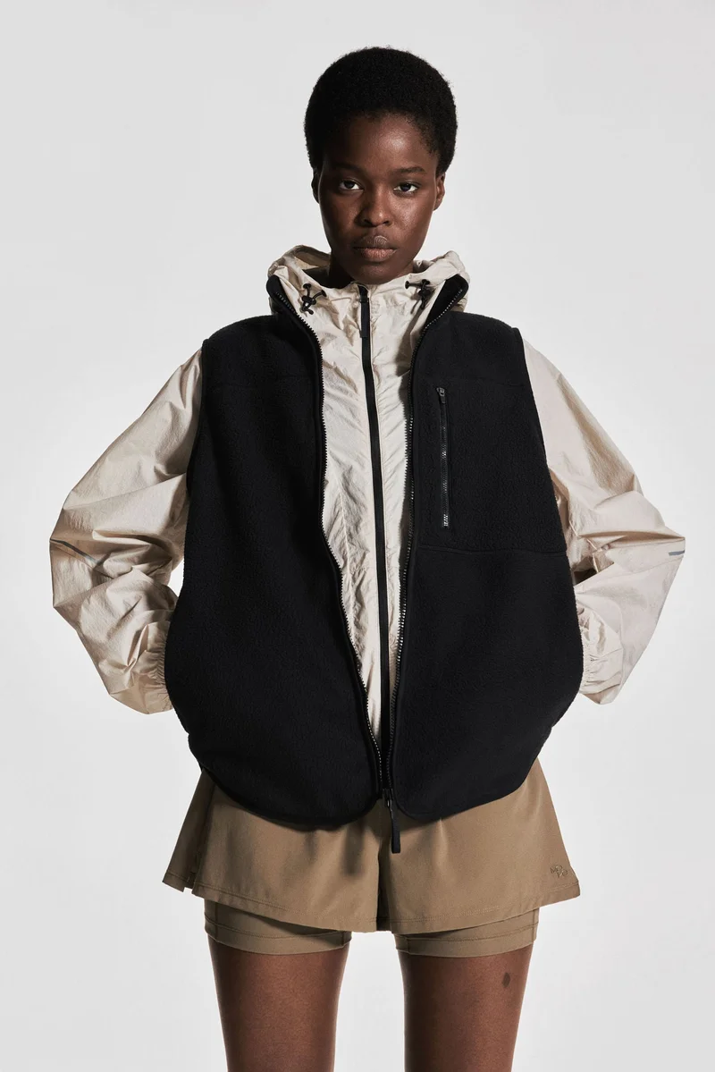 H&M Teddy sports gilet