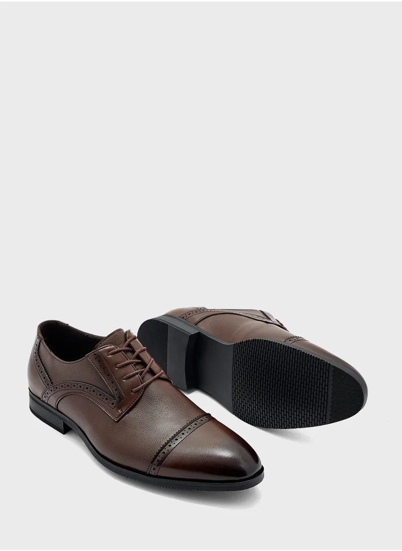 روبرت وود Brogue Detail Derby Formal Lace Up