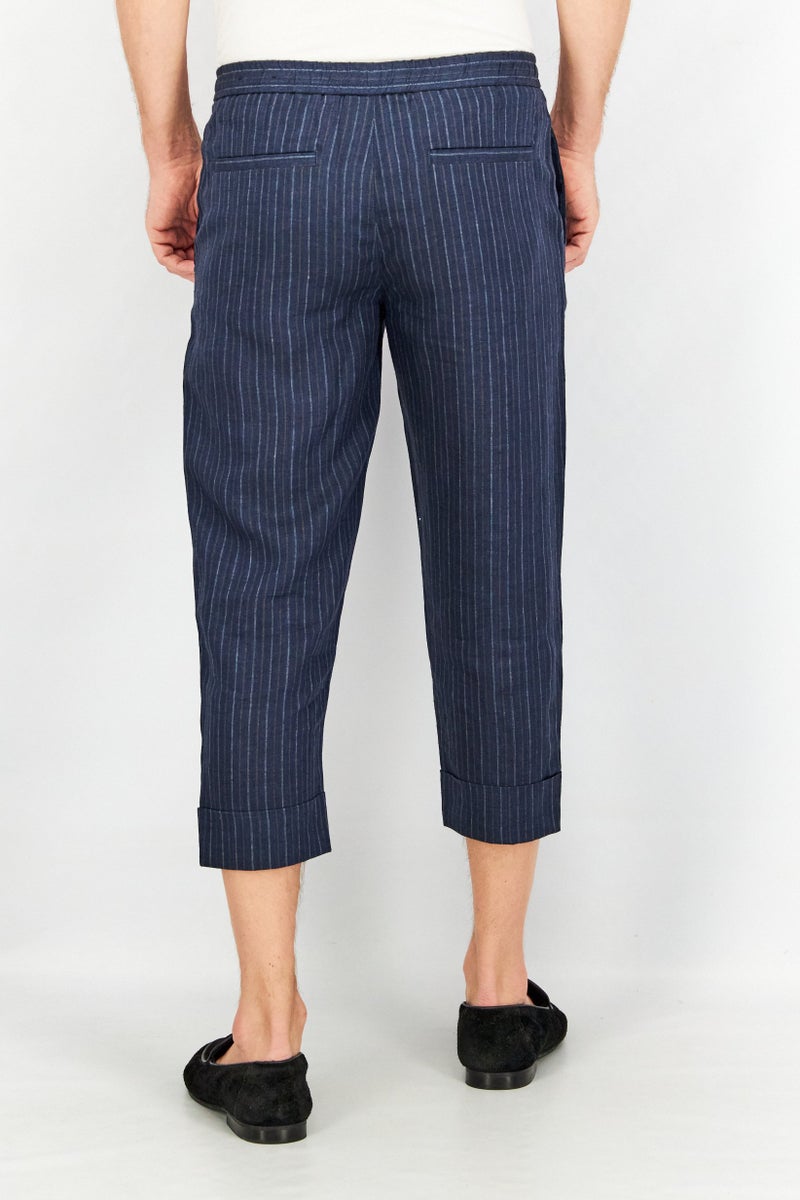 SELECTED سروال قصير مزود بحزام سحب للرجال بتصميم جزرية مخططة، كحلي - Image 4