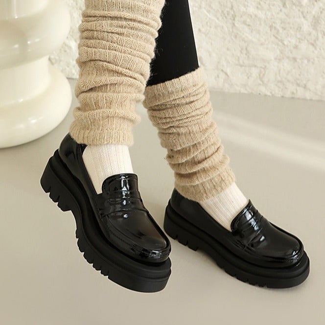 2023 New Comfortable Mid-Heel 40-43 Plus Size Round Head Set Foot Shallow Mouth Loafers For Women - Image 3