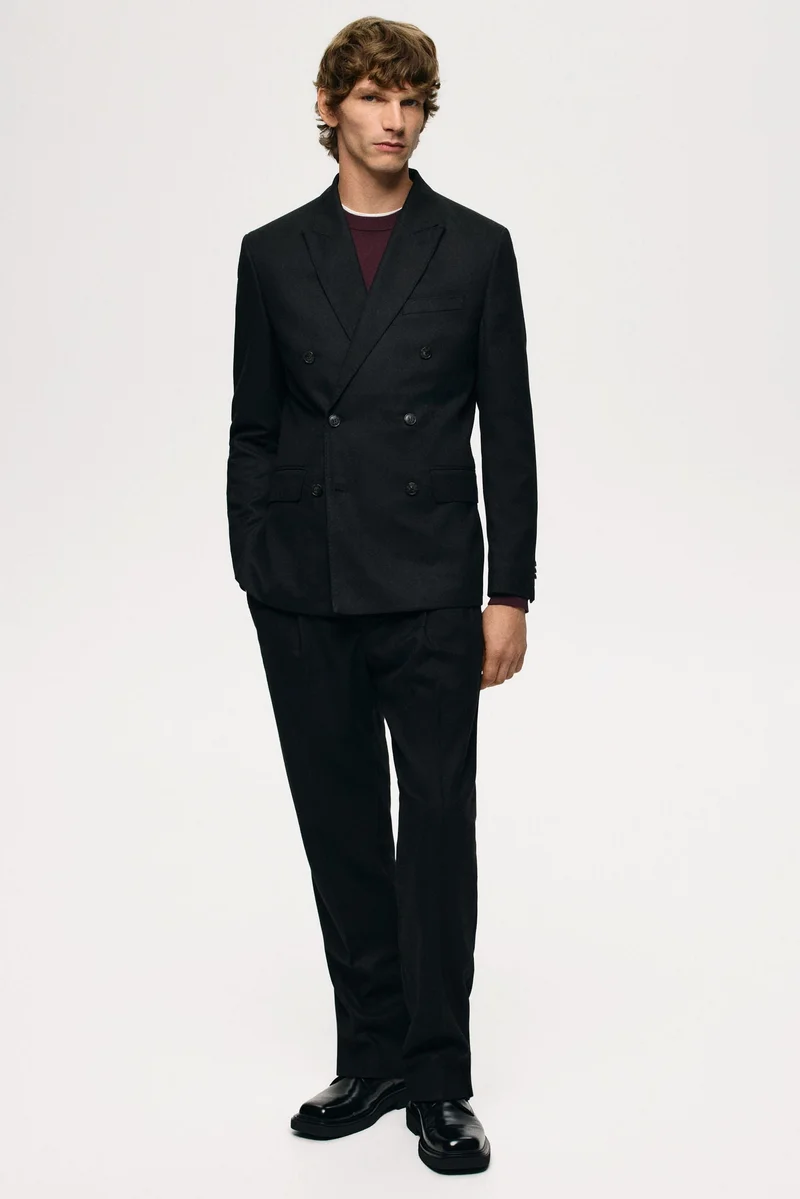 اتش اند ام جاكيت بأزرار مزدوجة وقصّة عادية