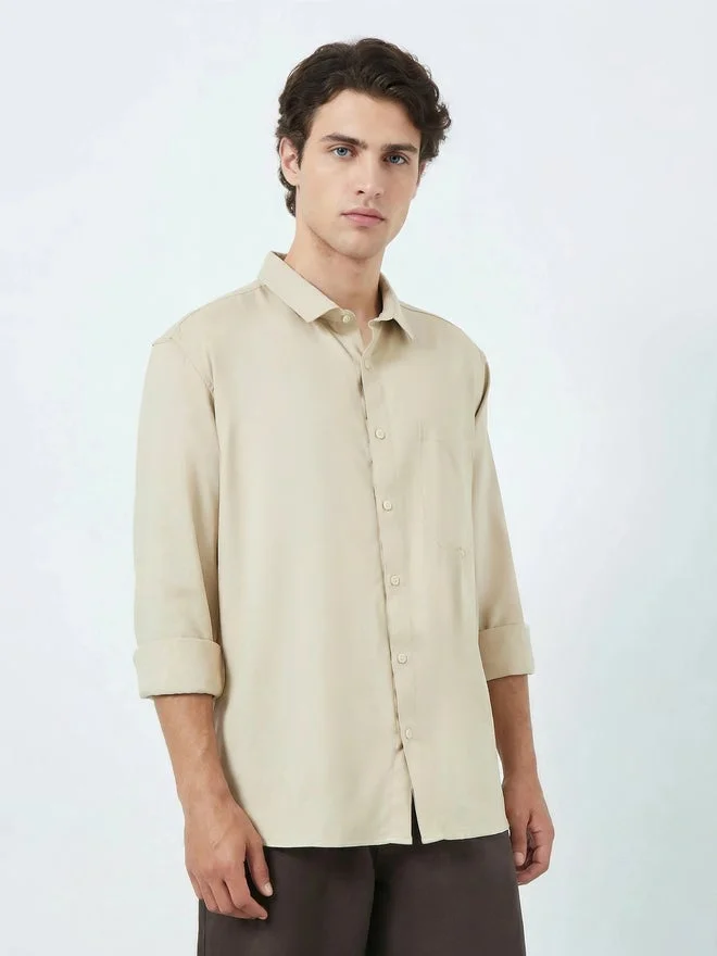 Styli Styli Men Beige Solid Relaxed Fit Shirt