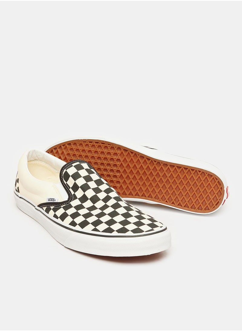 UA CLASSIC SLIP-ON B - pzsku/ZFD4F6FCCB276922E3947Z/45/_/1729605663/6c8dbf23-bfe8-45a6-add3-66e65fbbec35