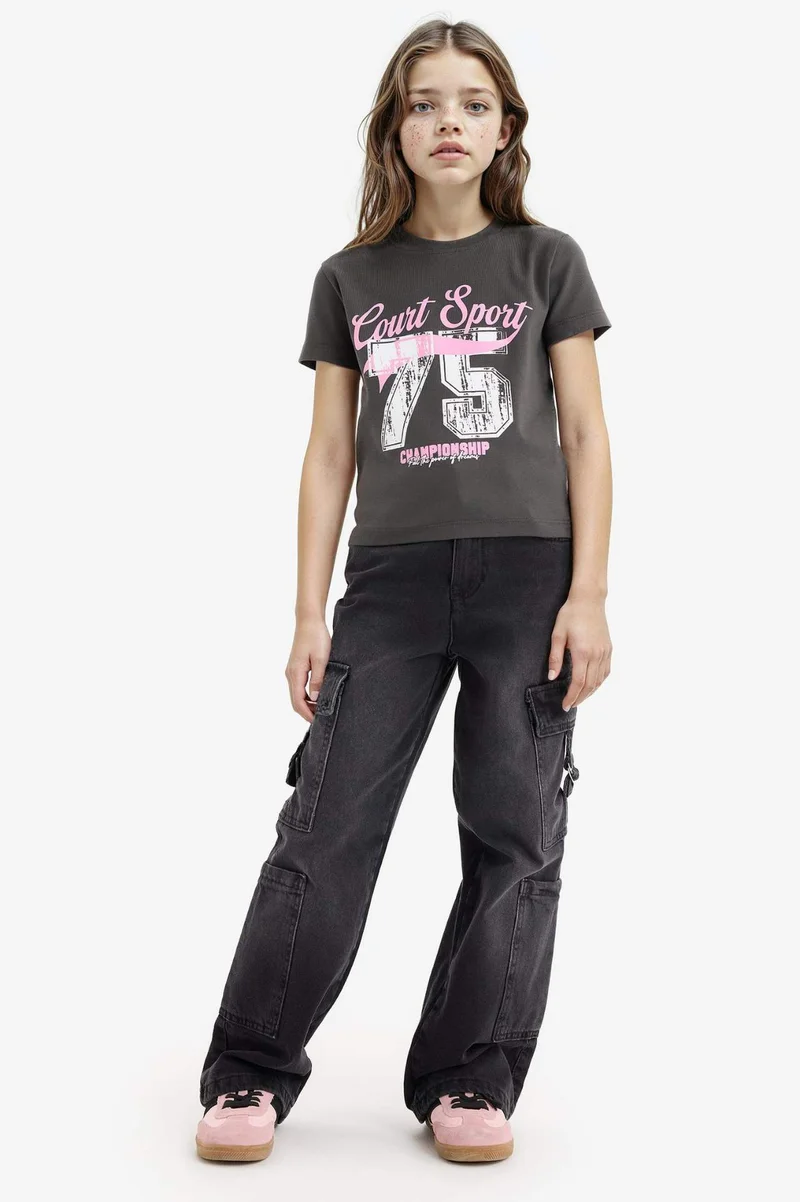 ديفاكتو Girl Slim Fit Crew Neck Ribbon Short Sleeve T-Shirt
