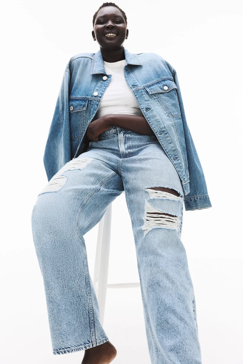 اتش اند ام جينز فضفاض بخصر عالي وقصة تلائم الجسم