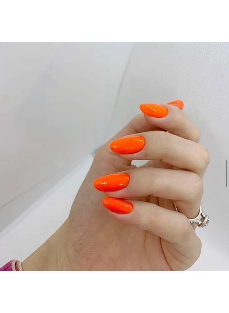 Nailstation Nailstation | chardon lagache | Neon orange gel polish