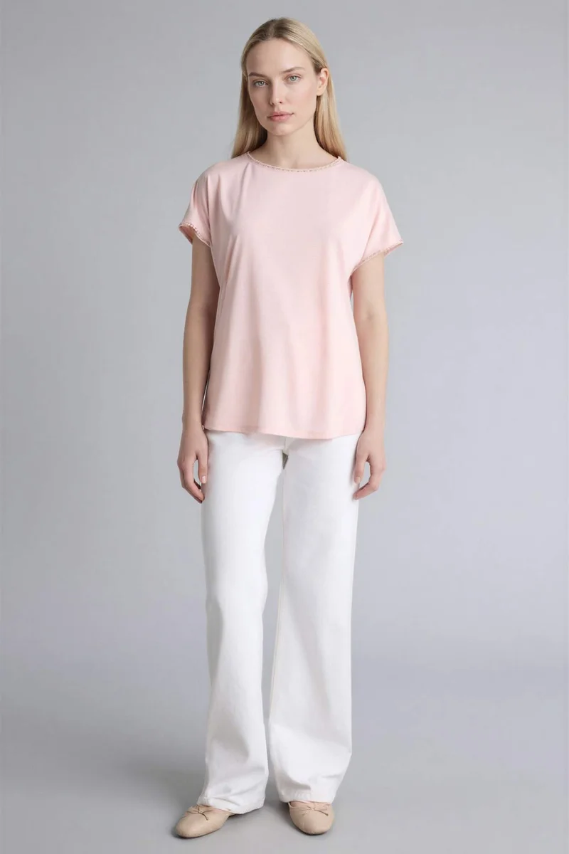 ديفاكتو Boat Collar Short Sleeve T-Shirt