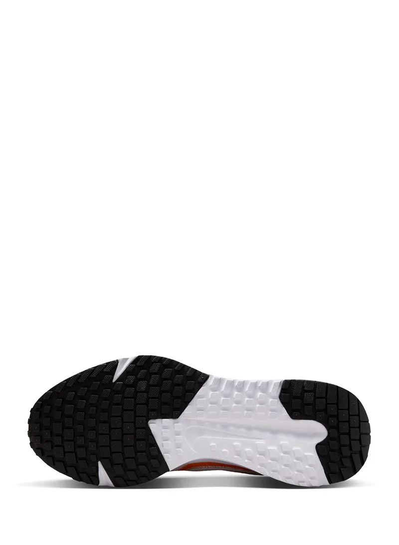 Nike Run Defy