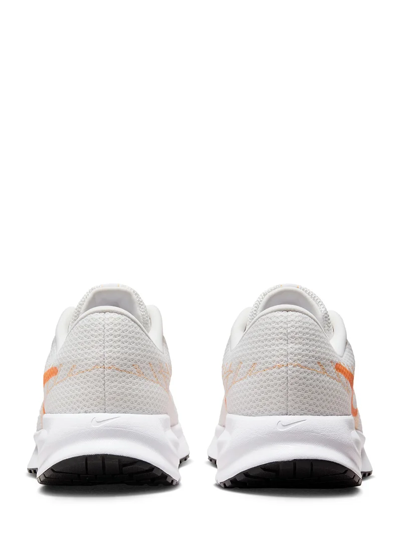 Nike Run Defy