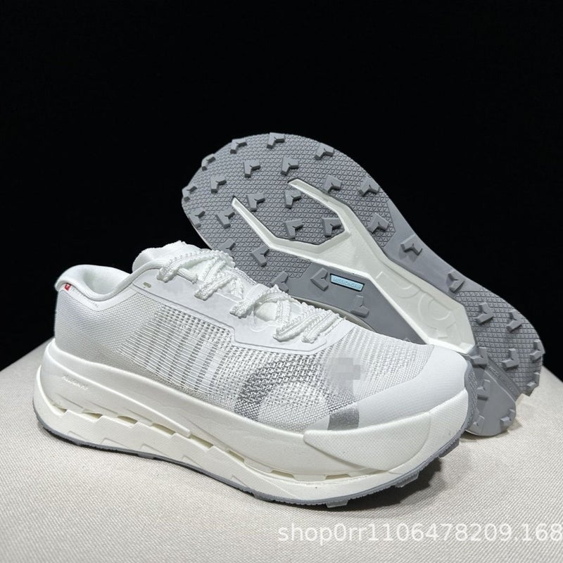 ON Cloudultra Pro Breathable Low-Top Running Shoes for Men - Image 4