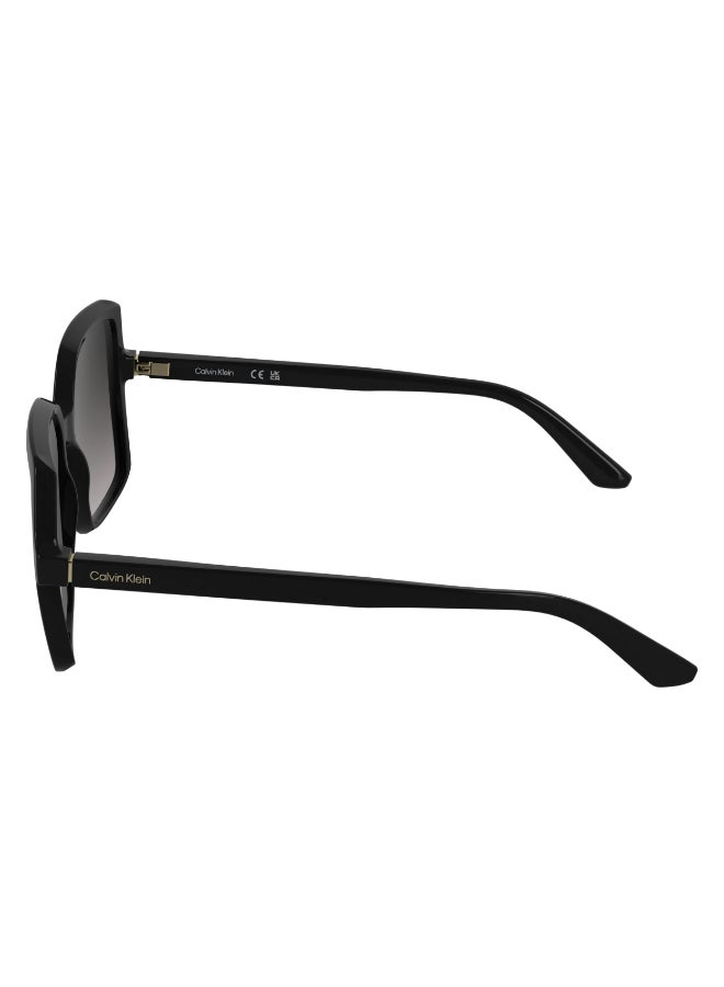 CALVIN KLEIN نظارات شمسية كاملة الإطار من كالفن كلاين CK25537S 5617 (001) باللون الأسود - Image 4