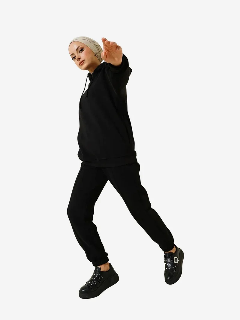 بيغ دارت طقم رياضي بغطاء رأس وبنطلون من