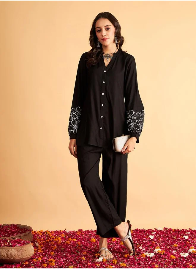 ساسافراس Floral Embroidered Sleeve Shirt & Pants Co-Ord by Styli