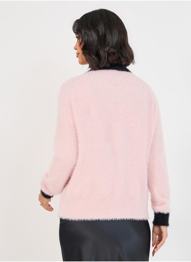 Styli Regular Fit Fuzzy Yarn Cardigan with Contrast Cuff  - Image 5