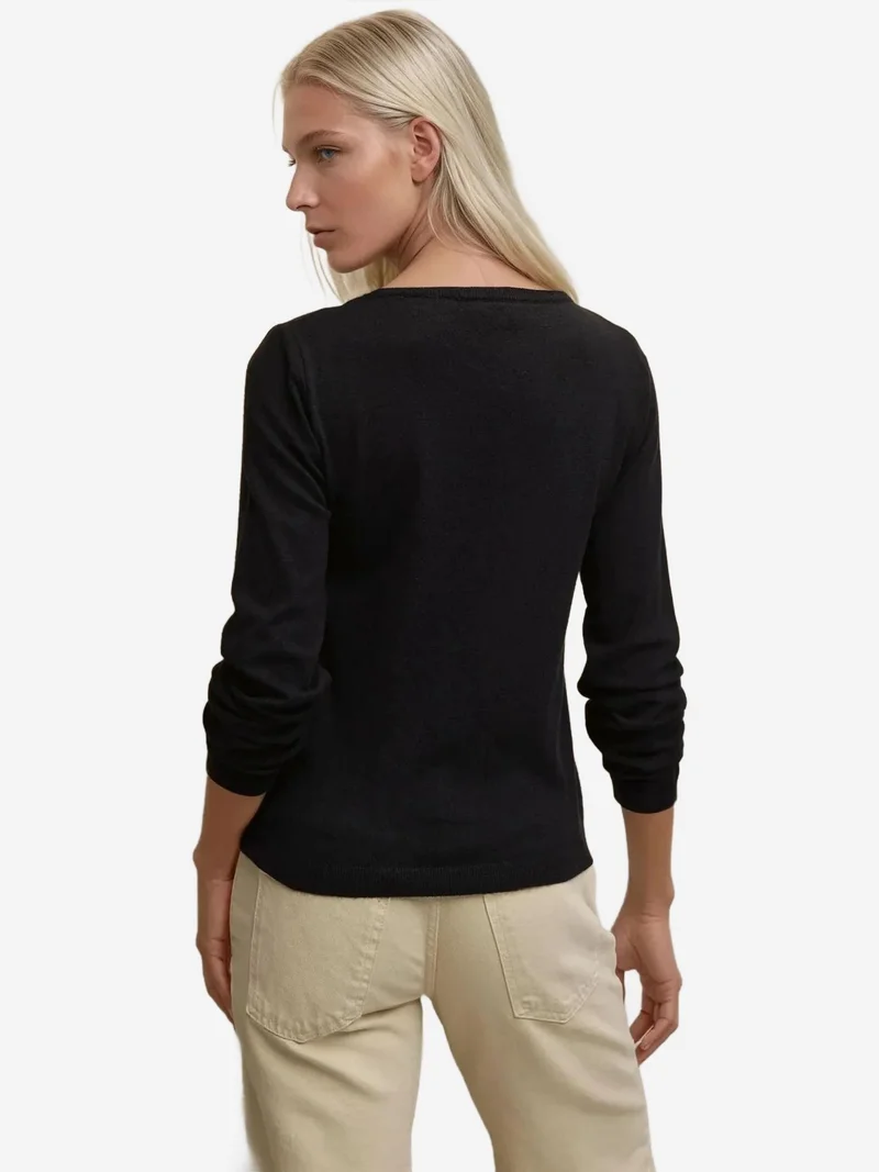 زوبعة كنزة أساسية بياقة دائرية من مزيج الفيسكوز