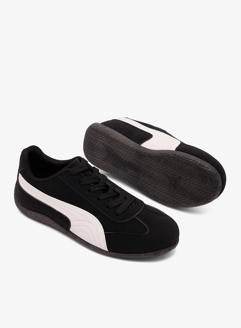 B&R Black/White Low Top Lifestyle Sneakers for Women | Best Price UAE